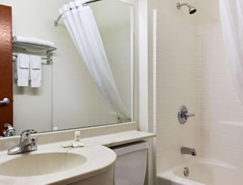 Microtel Inn & Suites By Wyndham Wellton Chambre photo