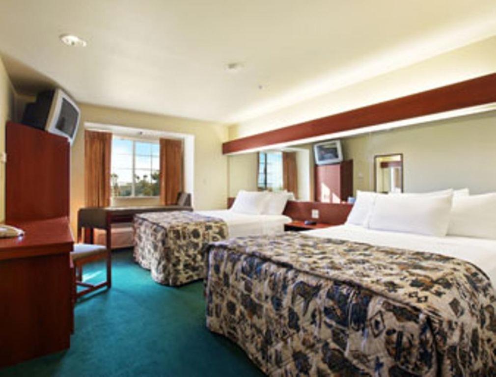 Microtel Inn & Suites By Wyndham Wellton Chambre photo