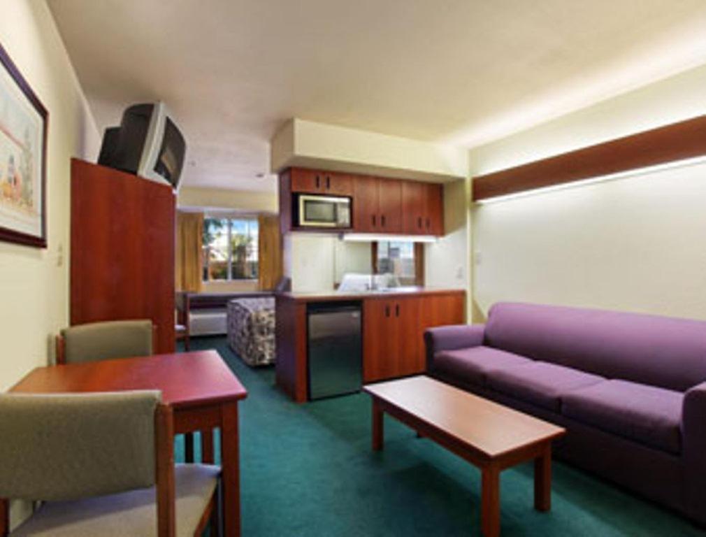 Microtel Inn & Suites By Wyndham Wellton Chambre photo